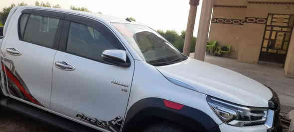 السلام عليكم عندي تيوتا هايلوكس ساز فول مواصفات رقم بغداد مكفوله كفاله عامه السعر ٣٧٥ وبيها مجال بسيط العنوان بغداد اليوسفية ناحية الرشيد رقم الهاتف *********** ***********
