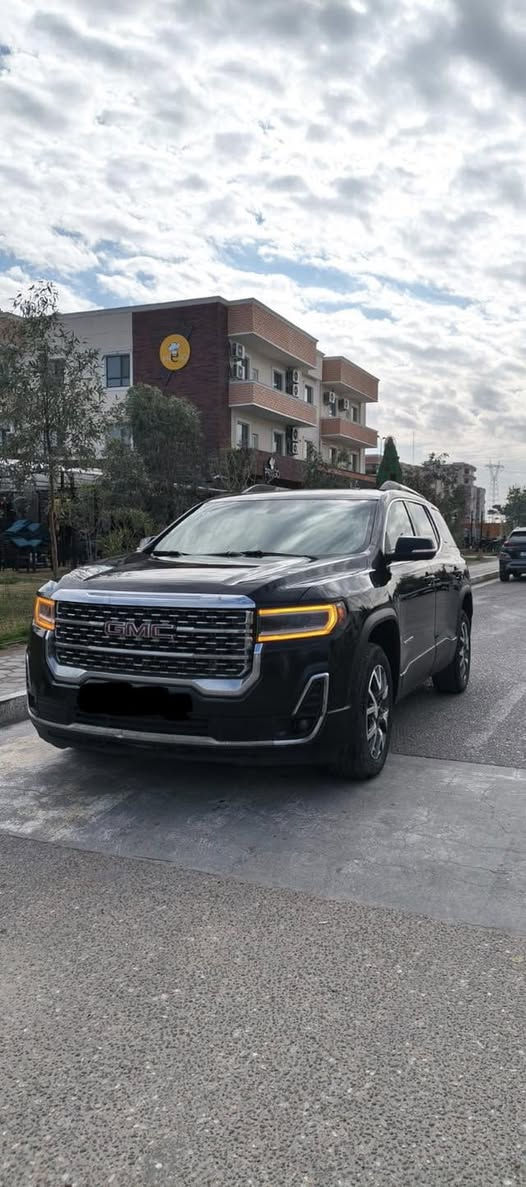 سلام عليكم جمسي اكاديه 2020 وارد امريكي 3 قطع صبغ فقط الفئه.sle  الون اسود دواخل ملكي اسود 6  سلندر حساسات تبريد ٣ قطع بصمه تشغيل واربع ابواب بصمه  تحكم ستيرن جهتين مري كهرباء اوتو ستوب راداد بالمري اربع وضعيات قياده سبعه راكب هند بريك بصمه صدر وره وكدام  جديد وتخم تاير جديد كير دكم  تشرب عادي ومحسن ومشيها ما شاءالله شاشه كبيره كار بلي السياره مال بيت بدون اي نقص شغل واطلع حره بسمي مكان بصره سعر 210$ بيه مجال رقم ***********
