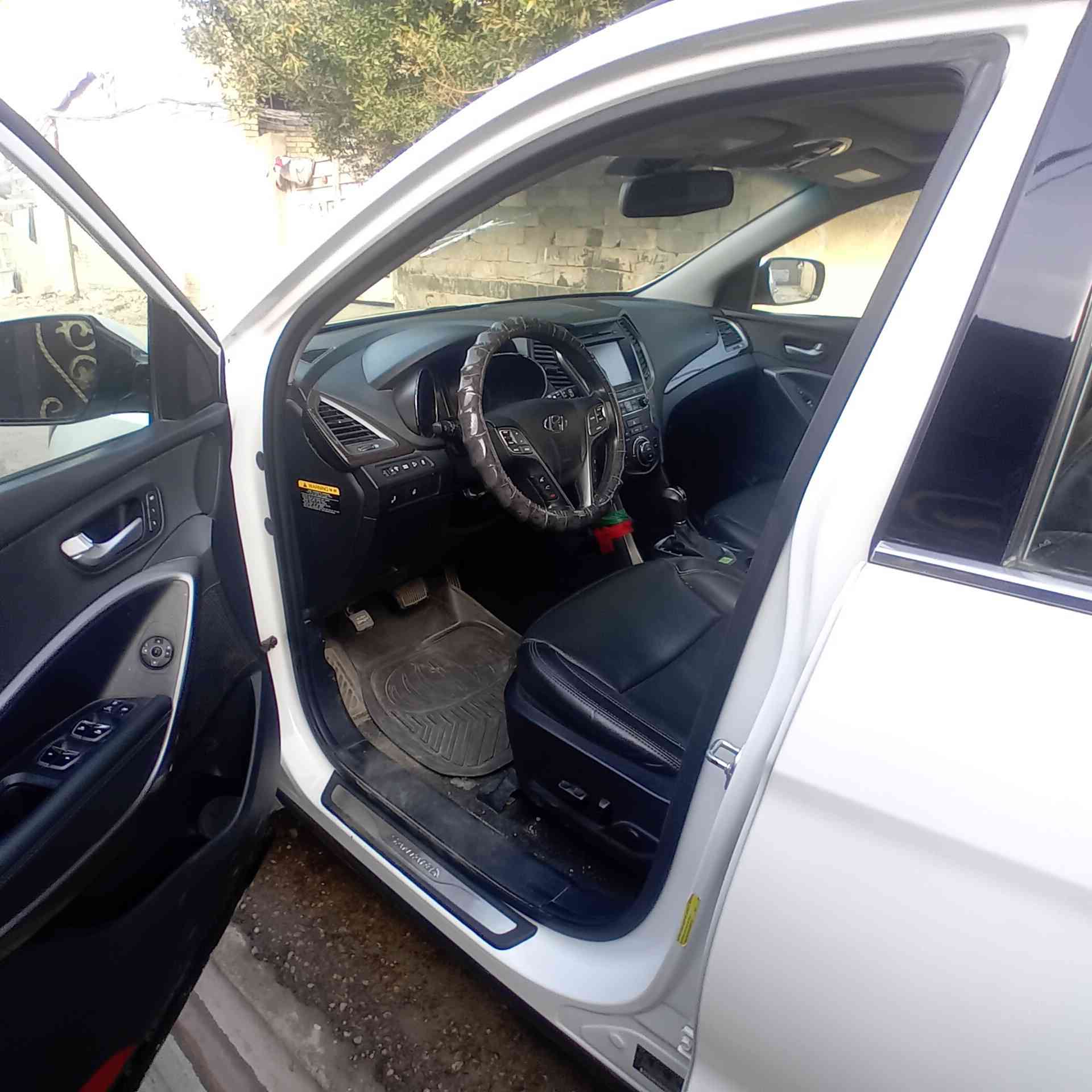 البيع سنتافي 2017 فول مواصفات
وراد أمريكي رقم بغداد 

ماشيه 53 الف 
السعر 148$

الاستفسار ***********
