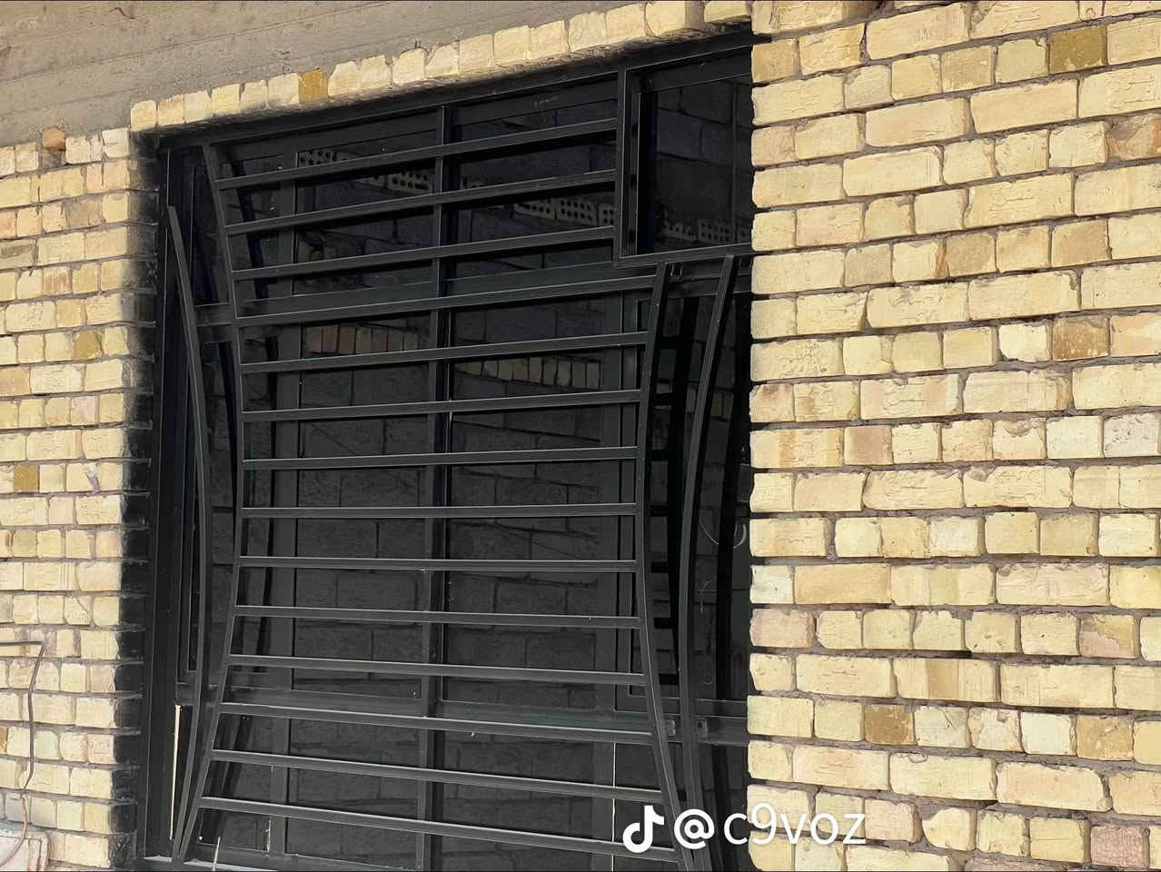 عرض جديد سعر المتر شباك وباب 40 الف فقط اختار النموذج العجبك وعوف الباقي علينة 🤝🏻⛓️‍💥
وخليك متميز وية حدادة سيف الوائلي 🧍🏻‍♂️

 سوي تاك لكل شخص عندة بناء  🚪

جايك بيدك ☕وجكارتك🚬 واستمتع بل صور 📸

اسعار خاصه لاصحاب البيوت الابنيه الكاملة 🏢

 معمل حدادة سيف الوائلي ابو أيليا 

لعمل كافه اعمال الحداده ابواب ـ شبابيك ـ كتائب ـ ابواب خارجية  - مراجيح 🔳🔨

 العنوان ـ كوت ـ حي الحكيم قرب المجسر 

تخفيضات»»»»
 ﷼» » سعر المتر ملم ونص تركي الشباك 45 الباب 50 
﷼»  » سعر 2 ملم ثقيل تركي  الشباك 60 الباب 65 

الاستفسار مراسله الصفحه او اتصل ع الرقم
 التالي ***********
عرض جديد سعر المتر شباك وباب 40 الف فقط �
