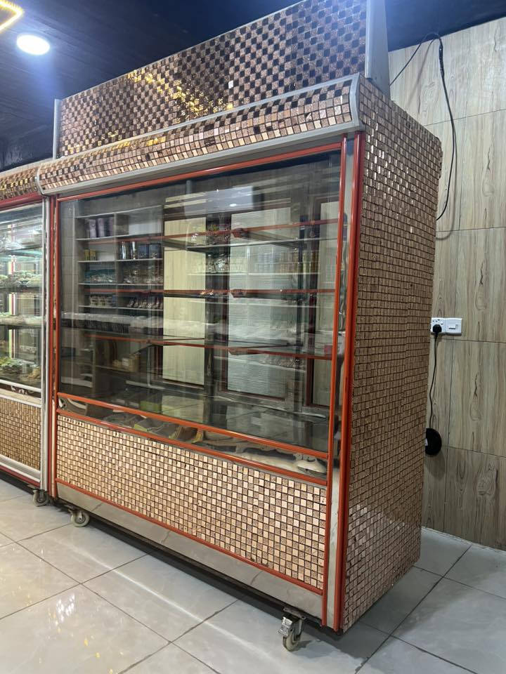 سلام عليكم. للبيع 3 حافظات القياس الكبير نظيفات للاستفسار الاتصال على الرقم ***********
