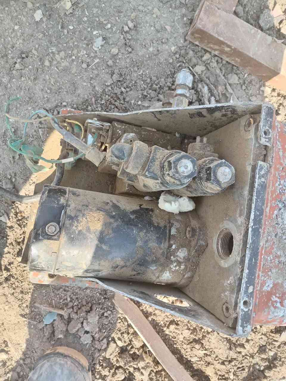 جك هو دورليك كهربائيه للبيع للاستفسار الاتصال على ***********
