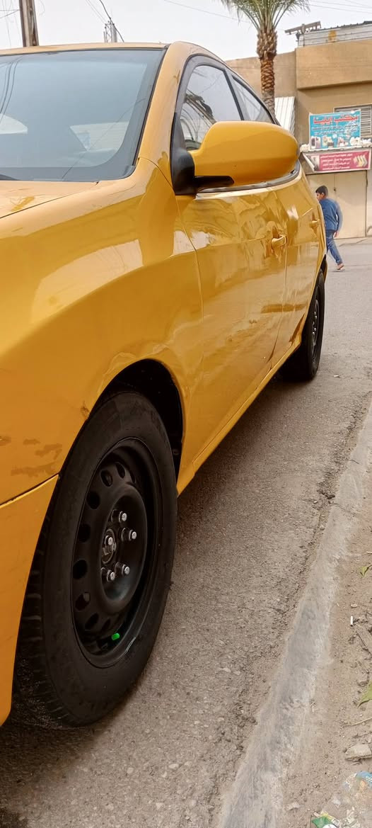 السلام عليكم النترا موديل 9 حادثها بل دوسه مكينه كير مكفولات دوشمه جديده تخم تاير جديد صبغه جديده مصفره هيئة وغرامات العنوان بغداد السعر 80 وبيها مجال لطيبين رقم ***********
