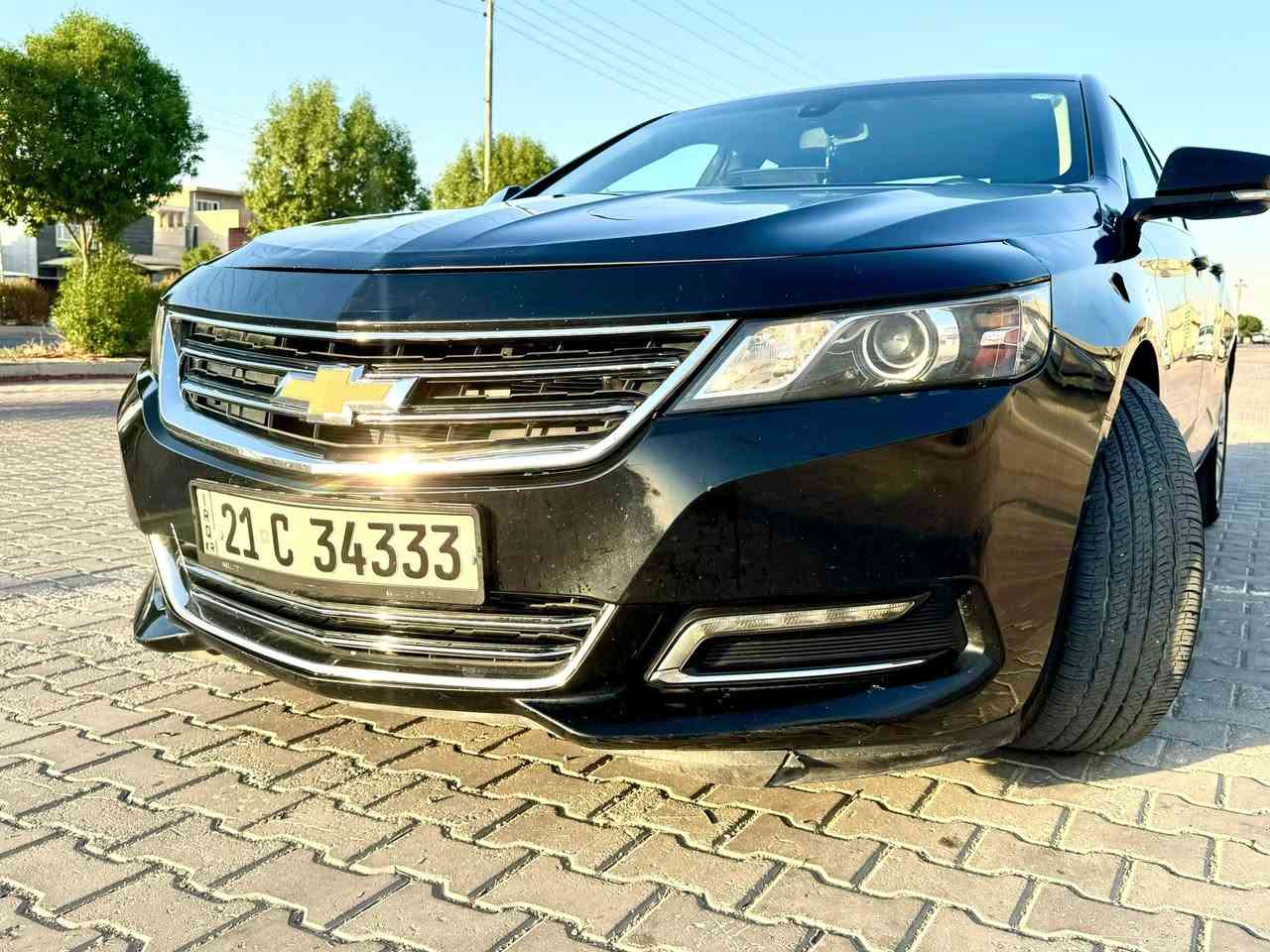 شفرولية امبالا 2018 LT 
--------------------
مواصفات السياره:-
- 5 راكب .
- محرك 6V 3600 .
- تبريد قطعتين ثلج.
كفالة عامة گير ومكينة 
- مثبت سرعه.
- شاشة جبيره.
- ماشيه 142 الف كم.
- رقم سليماني   باسمي.
- كاميرا خلفية.
- لايت زنون 
كراسي جلد 
مدخل AUX/USB.
- تخم تايرات جديد قبل شهر شديته.
رقمي ***********
- السعر 120 وبيه مجال بسيط.
عنوان ديالى خانقين
