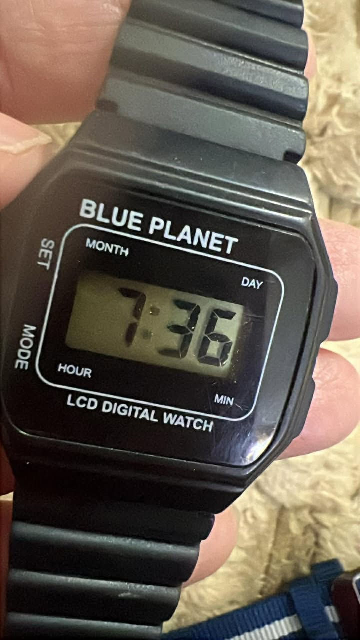 ساعات باله رجالي ونسائي نضيفات شغالات كلهم ماركات للبيع قيمهم وأخذهم


**إذا كنت صاحب هذا الإعلان وتريد حذفه لأي سبب، رجاءا أرسل رسالة إلى الدعم الفني**