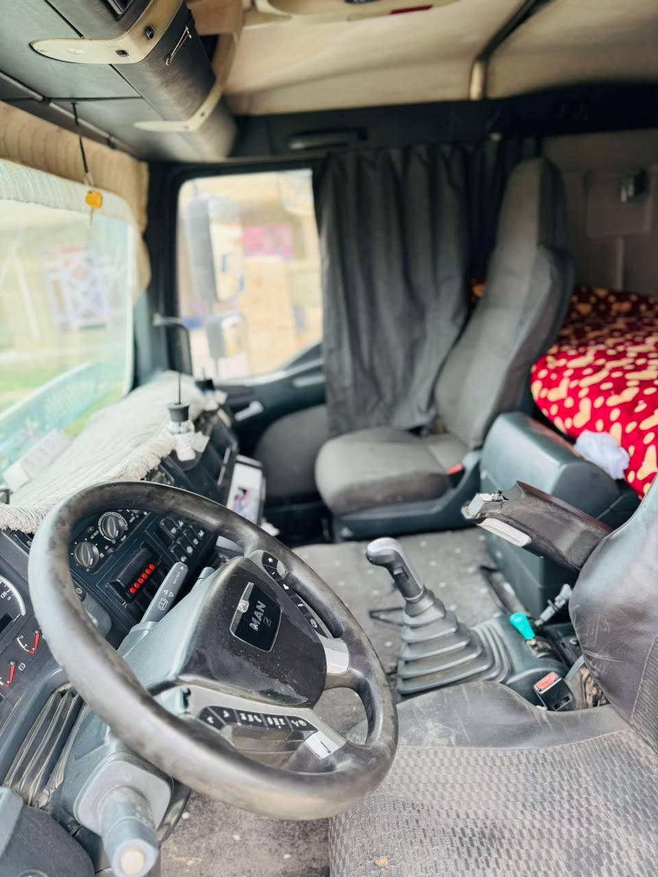 السلام عليكم 
مان 2006 للبيع 
***********/***********
