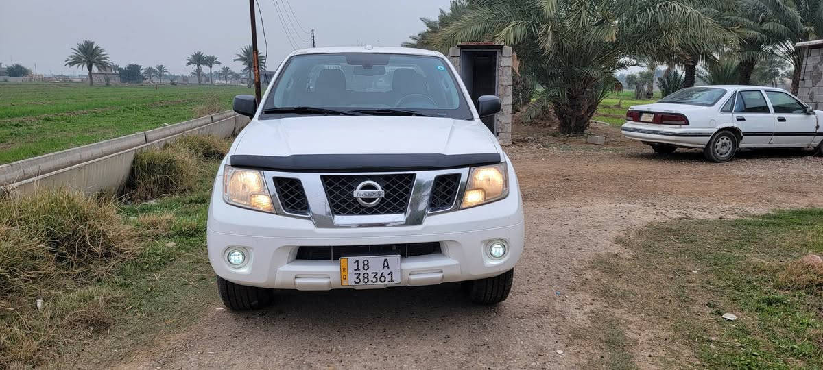 نيسان فونتيرا ٢٠١٣ محرك ٦ كير بلاد اوتو رقم بابل نكليزي بئسمي تبريد ثلج تخم تاير جديد حداديه جديده تحكم ستيرن شاشه كامره خلفيه حساسات عنواني غرب سجن ابي غريب رقمي *********** السعر ١٢٥ لبيع او المراوس
