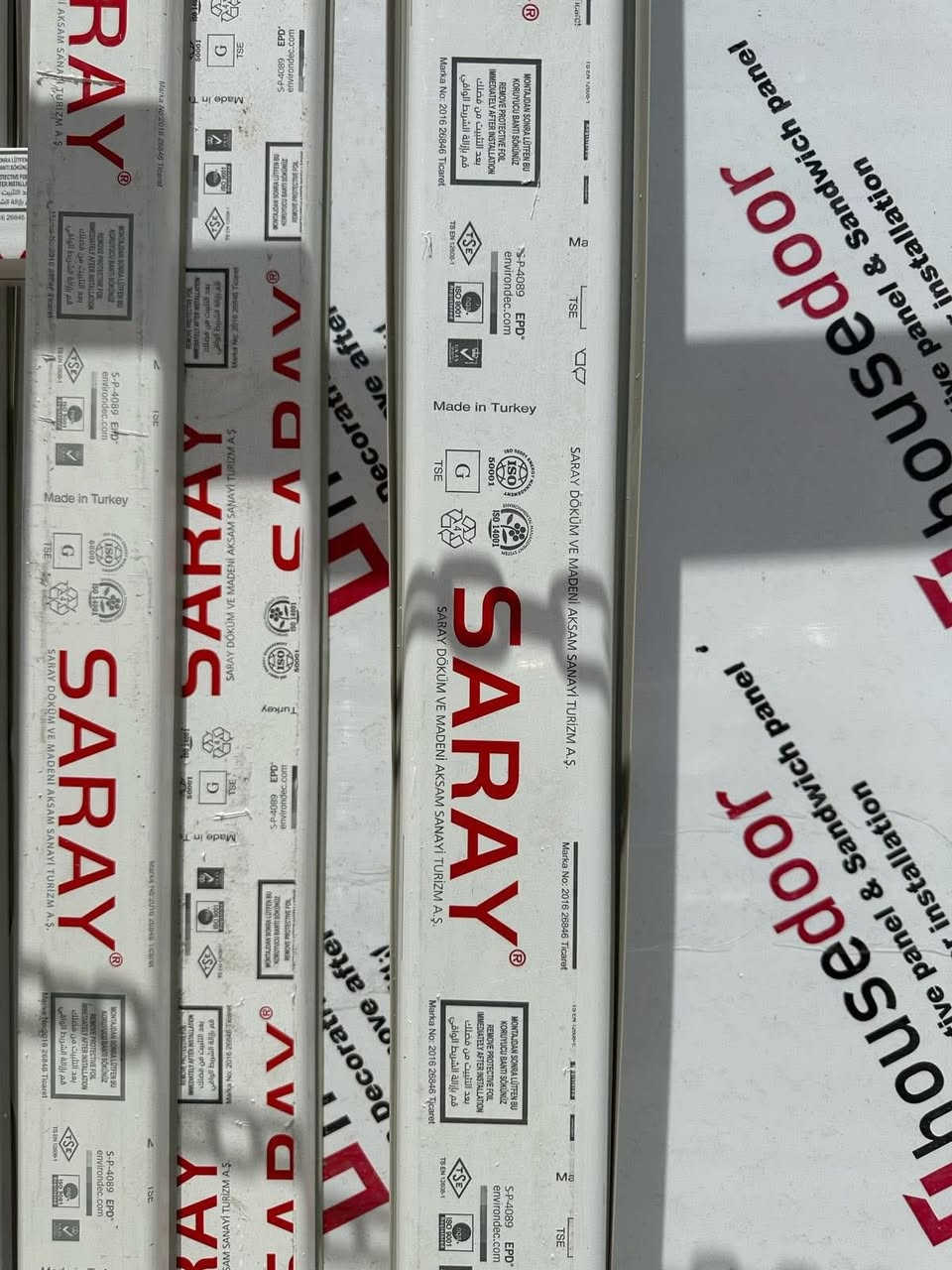 سلام عليكم 
المقطع  بلاستيك سراي قالب كبير ضمان ١٠ سنوات ارخص سعر درجه اولى متوفر✅
اسعار جملة سابت و عدنه اسعار مفرد يختلف 
ابيض و اسود عنوان الجملة سليمانية👇 
جرجوب ابيض ٧.٥$
تي ابيض ٩.٨٥$
زت شباك ٩.٩$
زت باب ١٢.٩$
ماسكة تك كبير ٣.١٥$
ماسكة دبل صغير ٢.٨$
——————
جرجوب اسود ١٠.٥$
تي ١٢.٣٥$
زت شباك ١٢.٤٥$
زت باب ١٥.٩٥$
ماسكة تك كبير ٤.٨٥$
ماسكة صغير دبل ٤.٥$
مكان سليمانية و اسعار جملة 
***********
