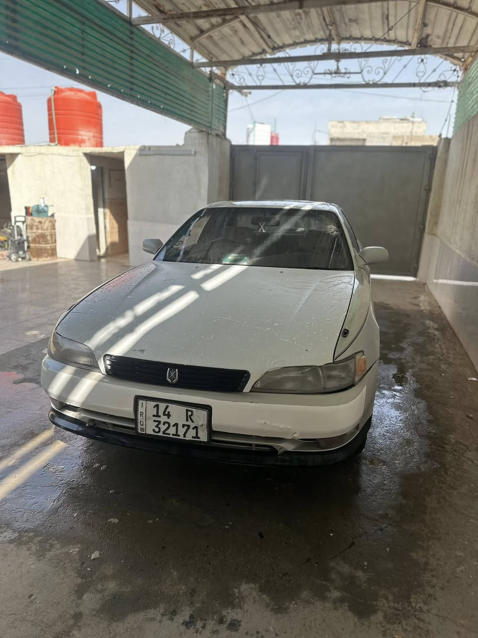 سلام عليكم مارك 2000كفاله  كص ونقل واصولايات  مكينه 2500 ديلكو  تبريد شغال  كهربأيات شغاله ضفيره جديده حداديه نص عمر السعر 67وبيهه مجال  ***********
