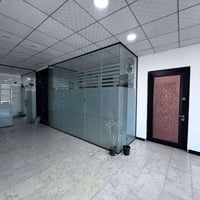 قواطع زجاج للبيع للاستفسار 07727702987