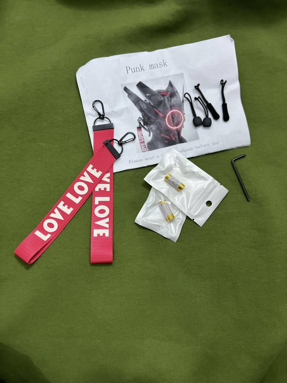 السلام عليكم هذا قناع مدري خوذه بهذا الشكل حط سعرك بل يرضي الله وبلعافيه


**إذا كنت صاحب هذا الإعلان وتريد حذفه لأي سبب، رجاءا أرسل رسالة إلى الدعم الفني**