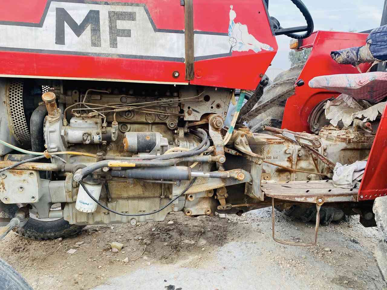 السلام عليكم 

1-فوركسن انكليزي
2-موديل 1981
3-كير واكسن ومحرك بلادي
4-بدون ارقام و سنويه
5-حجم 290
6-كهربائيات شغاله 
7-مكينه جاهزه للعمل

بغداد - اليوسفيه - قبل الجسر الاول 
للاستفسار  و التواصل مرسلتنا عبر واتس او الاتصال :
*********** - ***********
