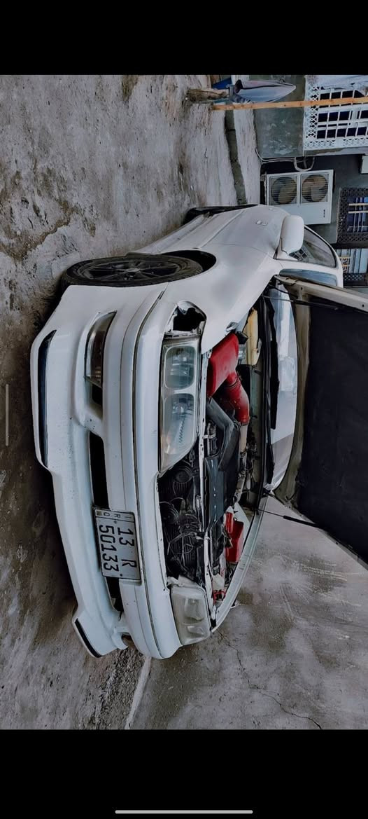 سلام عليكم
اريد مراوس وي راس الثور فلات لون اسود او ابيض فقط
سيارتي مارك الفيني بسمي محرك 6 سلندر ونجي
لسياره كفاله عامه بيها اماكن رش قليله كلش بدون معجون بدون ضربه سياره جاهزه
مكاني بصره مامتواجد عل فيس بس عل رقم لو واتساب ***********
