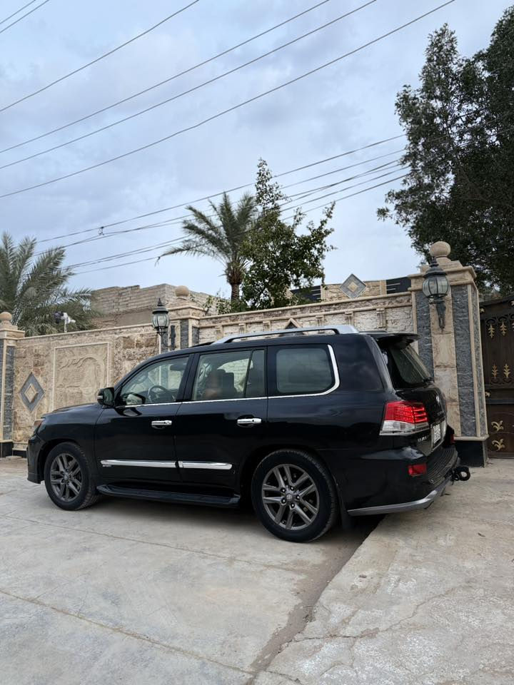 السلام عليكم للبيع
السياره باسمي تحويل مباشر. هزه جديده وكامله وفحص ورقم جديد  

لكزز 

مكينه وكير مكفولات بدون فتح 

تشغيل بعد 

السياره بريمي اصلي 

داخل بيجي

3 شاشات بلاديه 

موديل 12

مري شفط 

جكات 

كشنات تدفئه تبريد 

جنطه كهرباء

رادار

تحديد مسار 

بطرف جملغ  بارد بسيط باب سايق 

ومعروفه شنو موصفات الكزز يرادلها جريده متخلص 

العنوان بعقوبه 

لاستفسار اكثر هاتف غير متواجد نت فقط اتصال مراوس بجارجر 

***********
