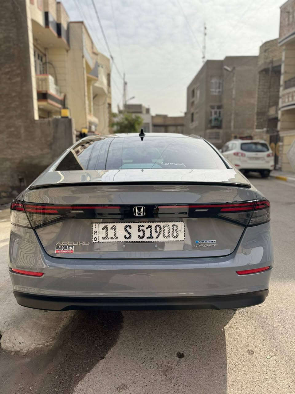 السلام عليكم
هوندا اكورد للبيع 
موديل 2024 
اللون سمنتي 
حادث السيارة كما موضح بالصور باب فقط ومعدل ومصبوغ ايرباك فقط البردة  بدون شواصي سيارة جديدة جدا 
مرقم بغداد باسمي 
ماشية 13.252 ميل 
مواصفات السيارة sport 
شاشة 
بصمة 
فتحة 
حساسات 
وضعيات قيادة 
الانارة داخلية وخارجية led 
ويل 19 
فول تحكم ستيرن 
وباقي موصفات السبورت 
السعر 224 
الاتصال ***********
***********
