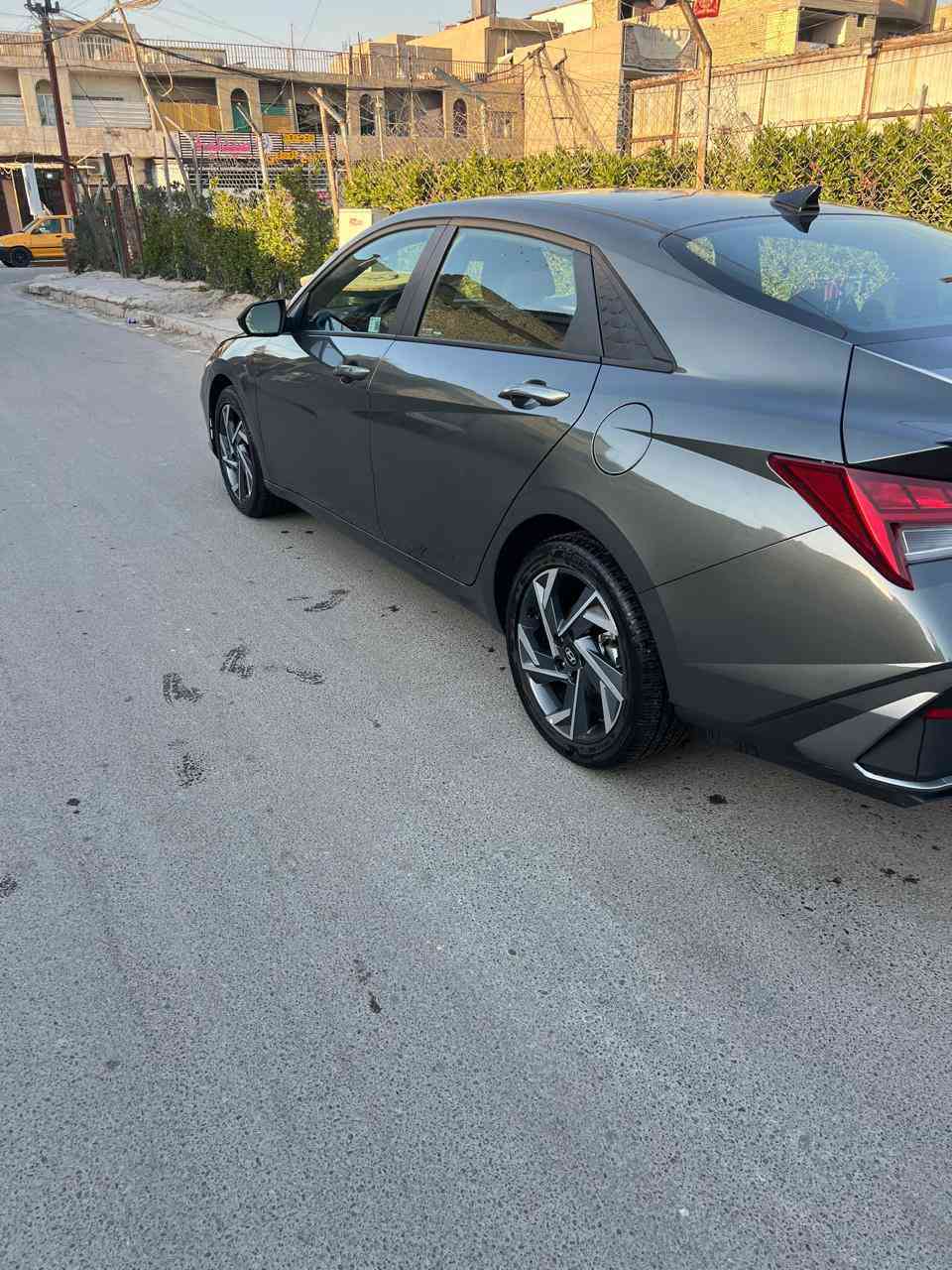 بسم الله الرحمن الرحيم للبيع النترا 2025 هايبرد وارد امريكي حادث كما موضوح بالصور بدون صبغ بدون ايرباك مواصفات فول عدا الفتحه ماشيه 2000مرقم بغداد السعر 170$ للاستفسار على الرقم ‭0771 933 9437‬
