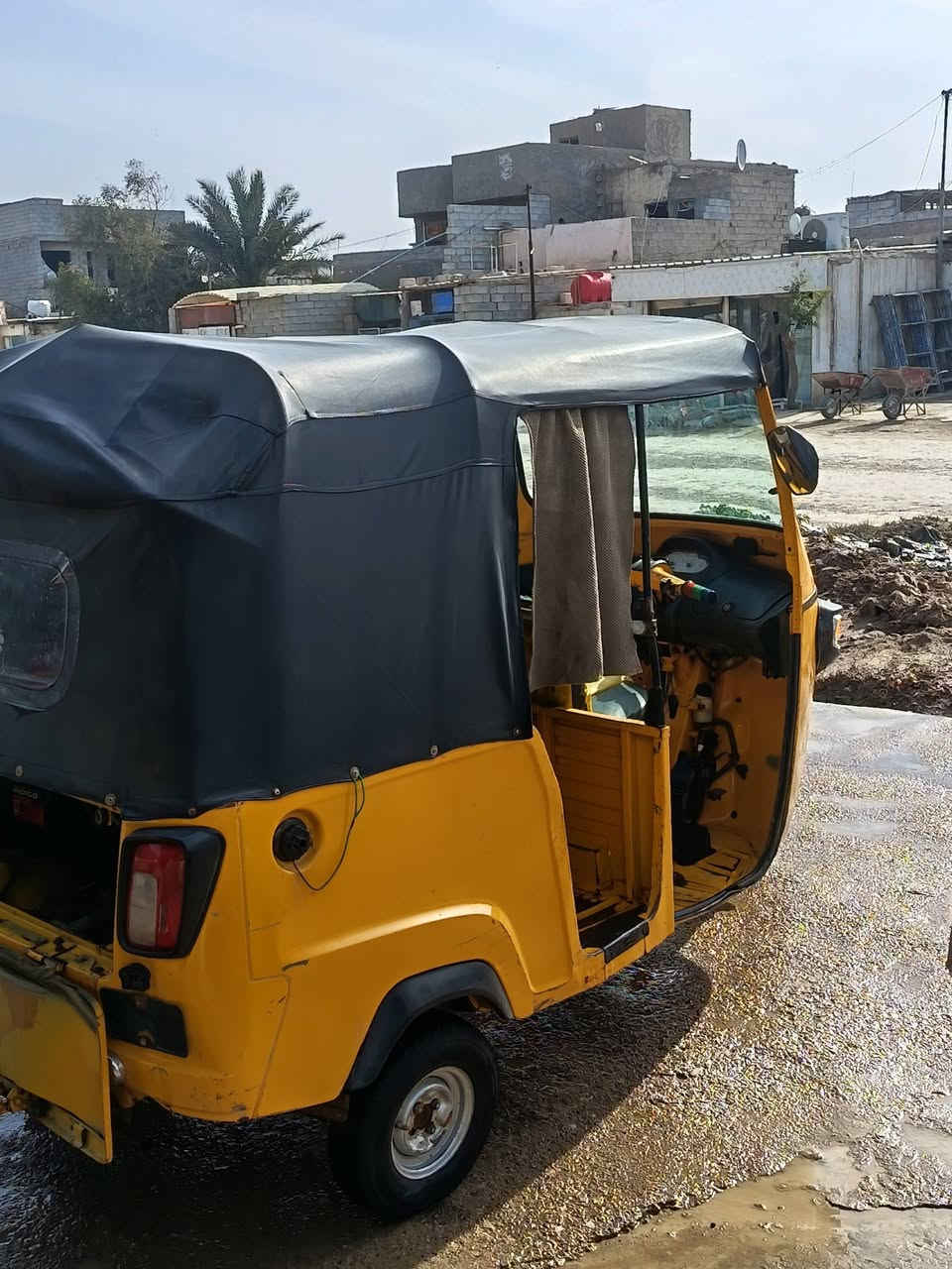 السلام عليكم تيك توك بياجو موديل 20 اوراق مجفته جديد 1,900 وبيها مجال ***********
