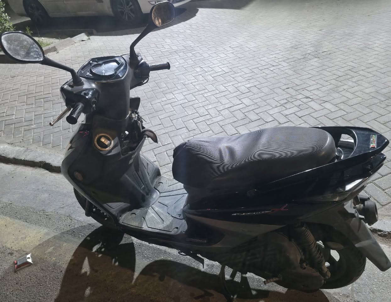 سلام عليكم دراجه سكنس للبيع
ياباني كهربائيات شغاله كلها المكينه مكفوله وضمان
%100
قبق نفخ ستاند كهربائي 
فقط الكفرات الكشر بي طخات والكيلو متر واكف والباقي ضمان ومكفول
عنوان بغداد
***********
