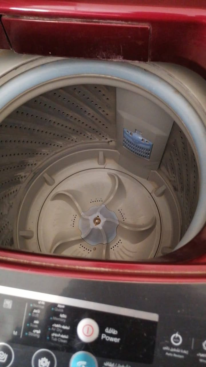 السلام عليكم
غساله اوتماتك نوعيا دينكا شغاله جديده السعر 250وبيها مجال 
***********
