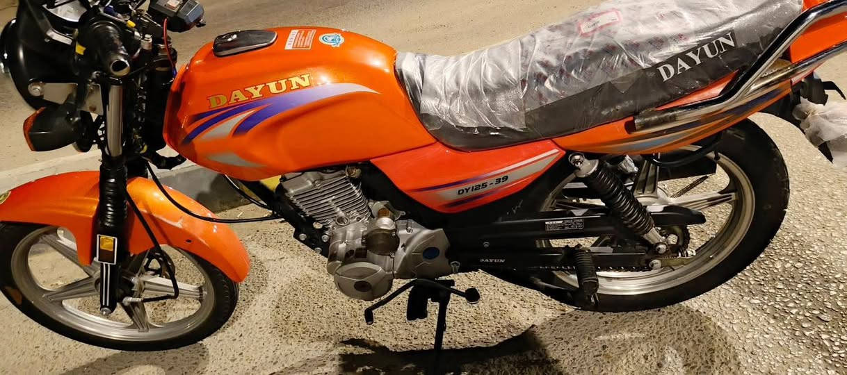 السلام عليكم دراجة دايوان مديل 2023 اوراق اسكنر نضافة فول ومكفول جيب فيتر وياك وافحص السعر 600 وبيهه مجال قليلل
 مكاني  كربلاء حي الحسين
رقم الهاتف: ‭٠٧٧٧ ٨٦١ ١٠١٩‬
