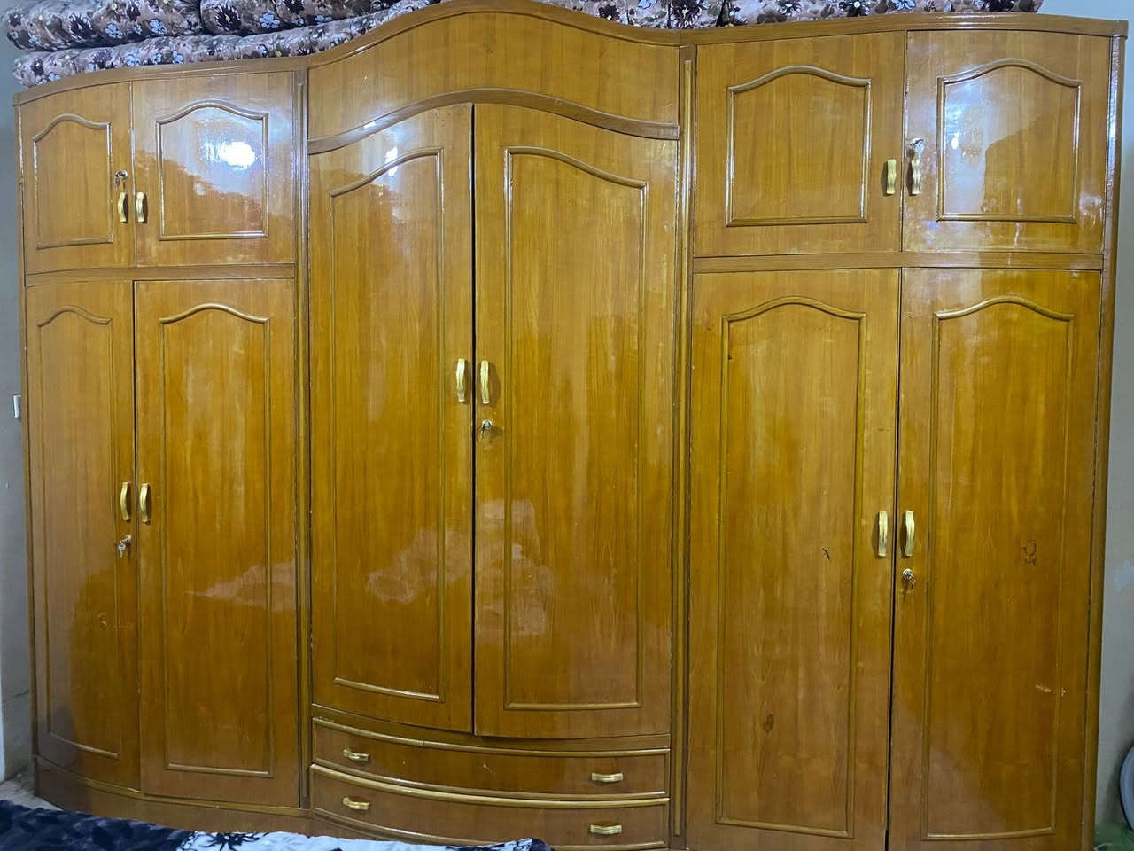 متاح غرفة اخشاب صاح العراقي مثل ما موضح بالصور .. مكاني كربلاء حي العامل ... ليريدها مراسله الصفحه


**إذا كنت صاحب هذا الإعلان وتريد حذفه لأي سبب، رجاءا أرسل رسالة إلى الدعم الفني**