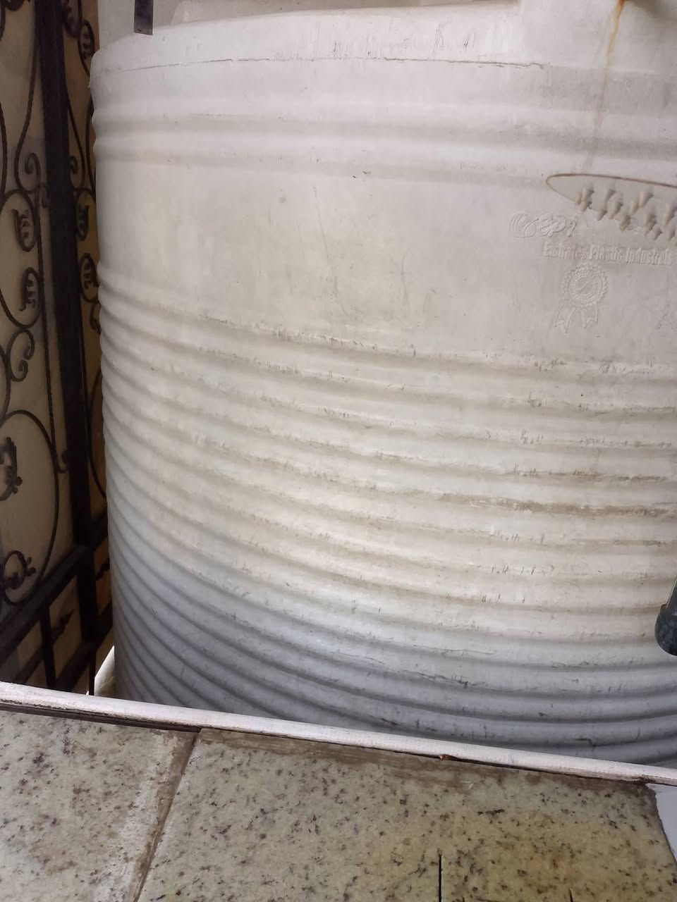 السلام عليكم عندي محطة جاهزه
من كافه الملحقات
تانكيات عدد 2 ابو الخمس تالاف
املاح 9-10 بدون غسل
زائد ميز مع العارضع مال دبات
سعر المحطه 20 او بيهه مجال بصيط
مكاني بغداد البياع 
للاستفسار عله الرقم ***********
