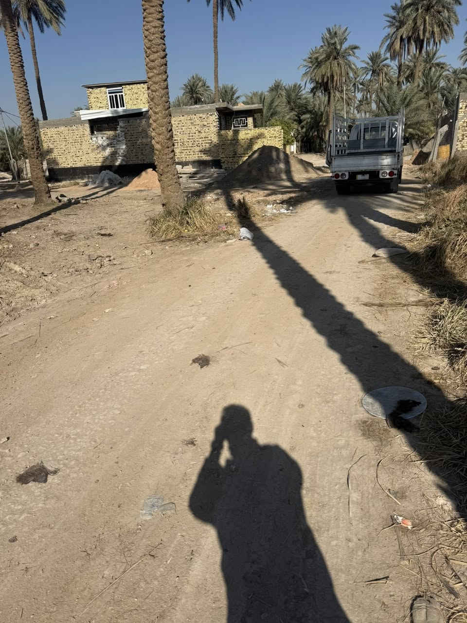 السلام عليكم 
يعلن مكتب الوسام الذهبي عن وجود قطعه للبيع مساحتها 200م
طابو زراعي سند حديث 25

العنوان حله 
بابل 
زوير الغربي 
شارع العارضه 
السعر 47
مجال بسيط كلش تفاصيل اكثر مراجعه المكتب أو الاتصال على الرقم الموجود في المنشور 
***********
***********
