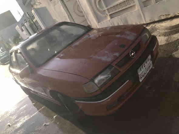 اوبل فيكترا 
موديل ١٩٩١

حجم محرك ١٨

كير عادي

سنوي جديد حتى ٢٠٢٦

رقم سليمانيية

محرك و كير مضبوط ما بي عيب

لون احمر 

سعر ٣٨ ورقة و معاملة 

رقم موبايل

***********

***********
