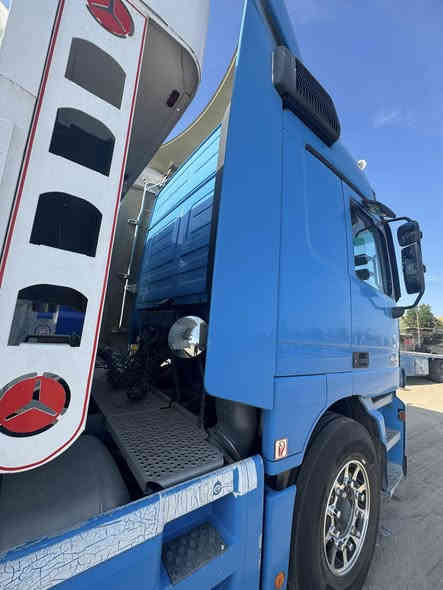 السلام عليكم اكتروس للبيع موديل 2003حجمً 1846رقم بغداد سنويه ل27 فول مواصفات رتايدر هورنات داخل صاج كير مكينه اكسل شاصي كفاله عامه وضع شركه الاستفسار على هاذه الرقم ***********
