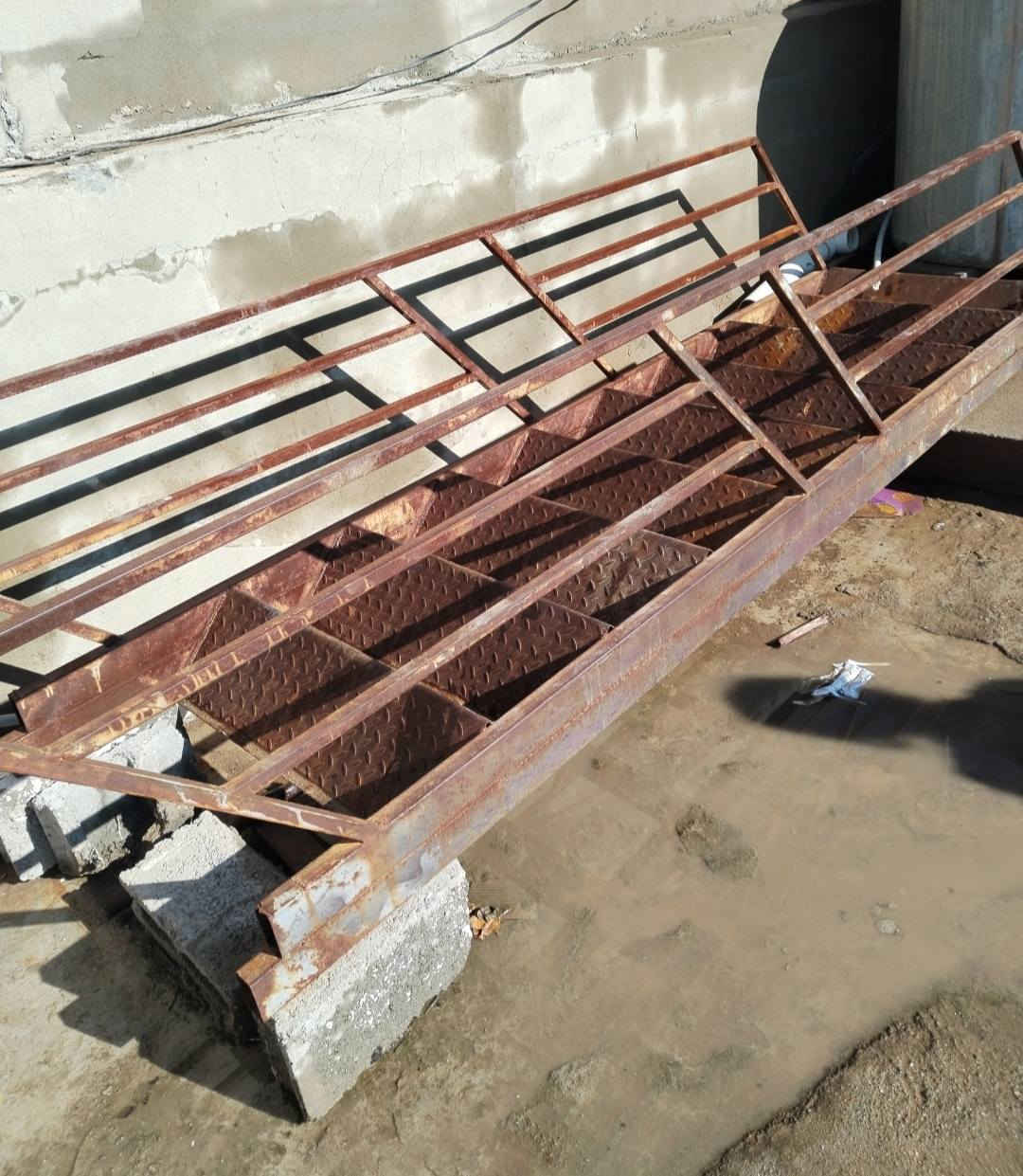 درج للبيع 9 بايات عرض متر نضيف 
السعر 250 العنوان  كركوك واحد حزيران الرقم *********** خابر ودلل
