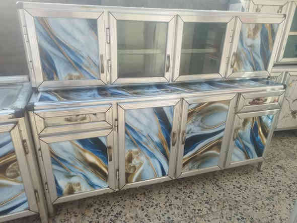 سنك متر. ونص ارضي ملحق مترين سعر. ١٨٥. نهايته.
المكان ابو. غريب الناحييه

***********
