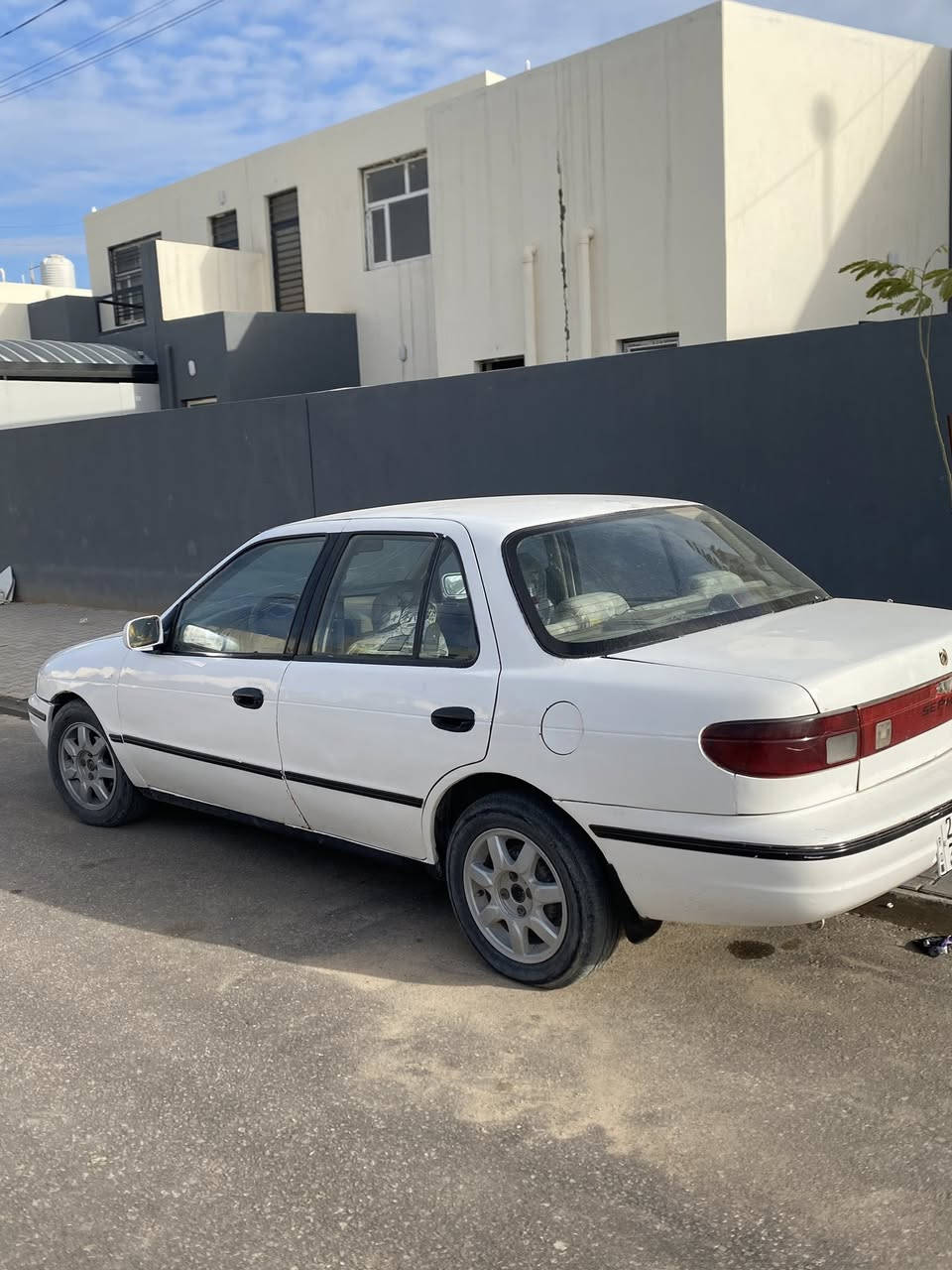 كيا سيفيا للبيع 

موديل 93 رقم نجف انكليزي 

مداور ثانيوم 

السعر 33 وبيهة مجال بسيط 

مكاني النجف الكوفه 

الأستفسار ***********
