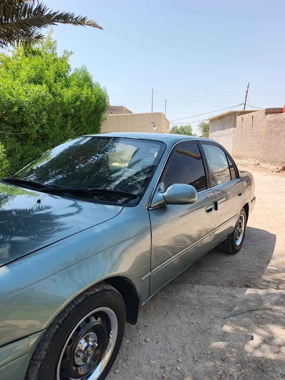 السلام عليكم.للبيع كورلا موديل 1992سياره جاهزه صبغه جديده وحداديه جديده وتايرات جدد وتبريد ثلج ومنضومه زنون جاهزه للأخير ومكينه خير من الله لا تنقيص ولاتبخير مكان السياره  واسط للطلب والاستفسار الاتصال على الرقم ***********
