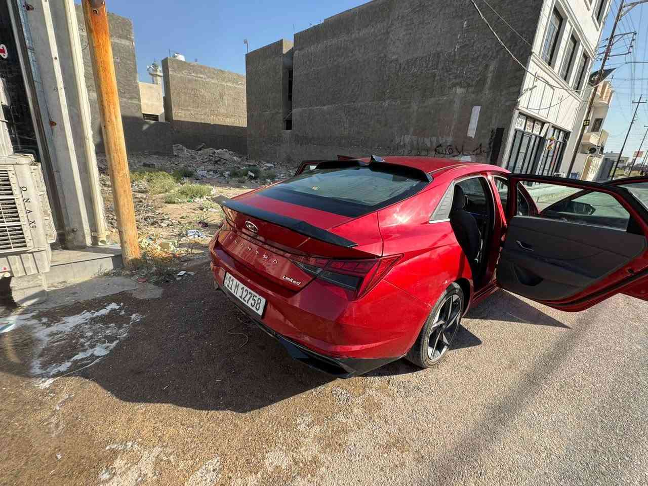 بيع سريع
السلام عليكم للبيع الانترا موديل   2022

فول مواصفات  فتحه 

وارد امريكي  

عداد المسافه 

. المواصفات ………..

 بصمه تشغيل 

 بصمه أبواب 

 تشغيل 

 رادار امامي وخلفي 

 لد داخلي  لون متغير 

 شحن لاسلكي 

 رادار جانبي 

 ويلكب كروم بلادي 

 تحديد مسار 

 مثبت سرعه 

 وقوف ذاتي 

 مانع اصطدام 

 شاشه ثلاث انضمه (سمارت - نورمال-سبورت) 

 شاشه دجتال متصله 

 كامره  خلفي 

رقم بغداد  شرط تحويل مباشرة سنويه @@@هزه جديد 

السعر  150 ورقه وبيها مجال 

إي استفسار رقم صاحب السياره 

*********** علي 

مكان بغداد الدورة
