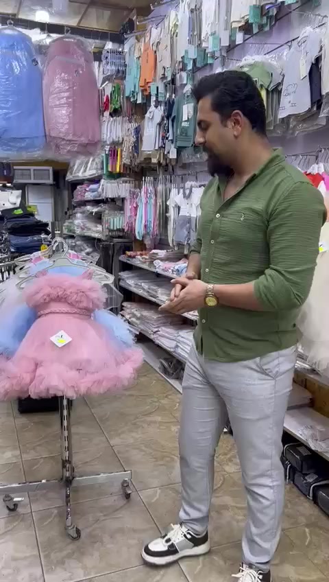 متوفر في الفرع الأول 😘🙂  😍
#مجمع_دلشاد_للأطفال 👍👍💪
العنوان 👇👇
الفرع الاول شارع المصرف مقابل شاكر رضا
الفرع الثاني في دارة كونارة 
الموديلات الي عدنه متخلص 😃🤩
كل يوم ينزل موديل
البضاعة خير من الله
متوفر عدنة ملابس من حديث الولادة 
لل١٨ سنة 
*********** و *********** و ***********
 واتس أب 😍 فايبر 😍 تلكرام
