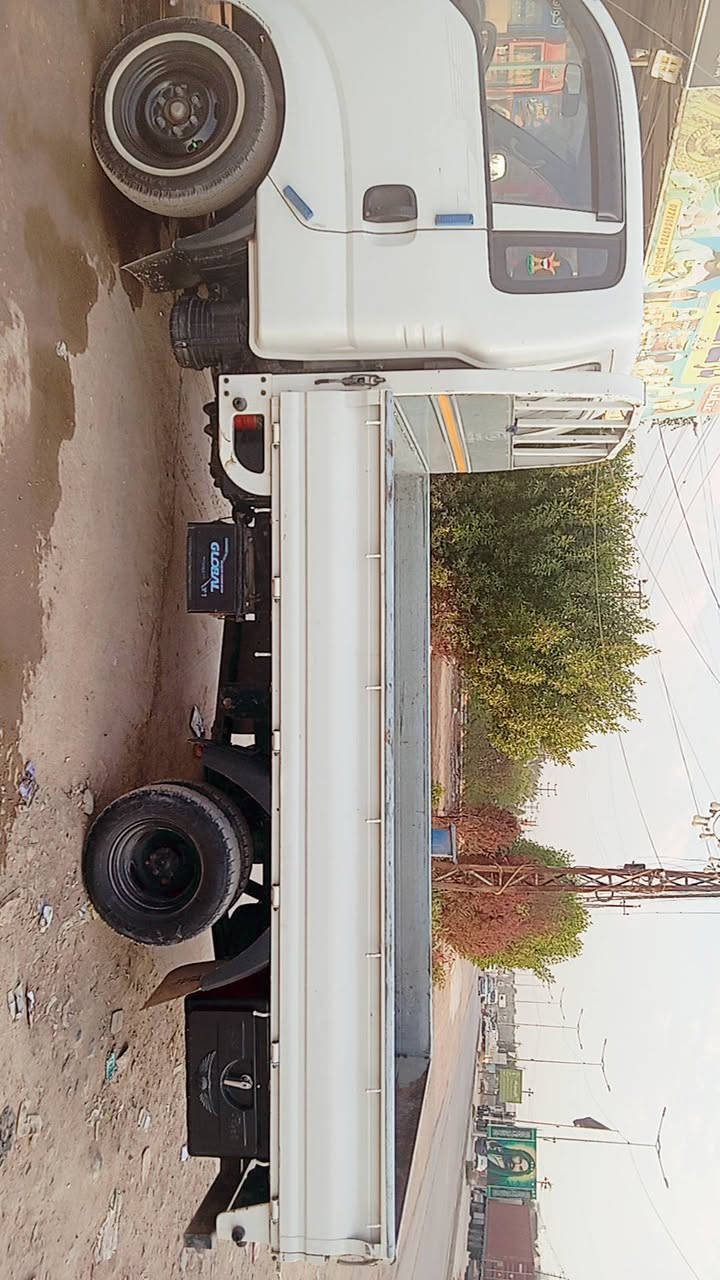 كيا حمل للبيع موديل 18  ماشي 150 الاتصال والاستفسار ***********
