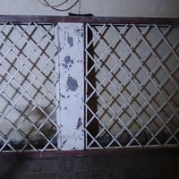 باب للبيع الطول ٢١٦ والعرض ١٢٠ وثقيل كلش ثقيل مكاني حي الجهاد 07801139...