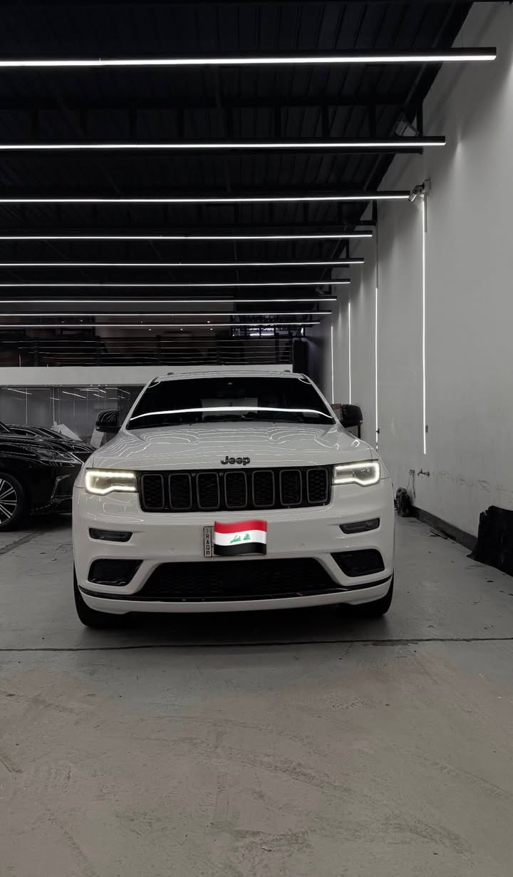 السلام عليكم
جيب 2019 لمتدد x
V6 3.6  
حادث موضح بالصور 
ماشيه 70 mi رقم بغداد
مواصفات الجيب المعروفه 
شاشه جبيره 
اشاير مري 
صندوق شفط 
تدفئه كراسي 
تسخين ستيرن 
كراسي كهرباء 
جامات اوتو 
رادار وحساسات خلفيه مع كامره 
مانع تصادم خلفي 
مري قلاب 
تعتيم ذاتي 
نقطه عمياء 
مري هيتر 
كشنات جلد
شفتات ستيرن
وضعيات قياده ايكو نورمال سبورت
 فور ويل
 ماوس للتحكم بوضعيات الفورويل 
تشغيل عن بعد 
دخول بدون مفتاح
تبريد قطعتين
بنوراما
كاربلي
سستم سماعات alpine 
ذاكره تخزين مقاعد
1C4RJFBG2KC843183

السياره سعرهه مناسب وحلوه ونظيفه متصرف عليهه فلس مال جناي
السعر 23.500   
للاستفسار ***********
