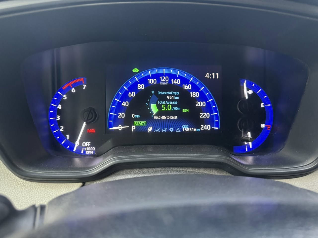 سلام عليكم كورلا هايبرد ٢١  وراد امريكي حادثها  شطح موضح بالمنشور  ايربك برده فقط رقم بغداد 
هيئة مصفره بسمي تحويل مباشر مكاني بغداد الزعفرانية الاربع شوارع السعر ١٦٢ 
رقمي ***********4
