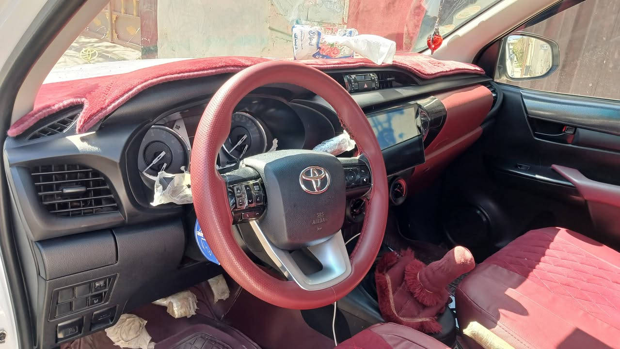 سلامه عليكم للبيع 2021سعودي
ماشيه 70الف بيهاا مكان بارد يم البك لايت 
سنويه وهزه جديده شرط التحويل***********
***********
