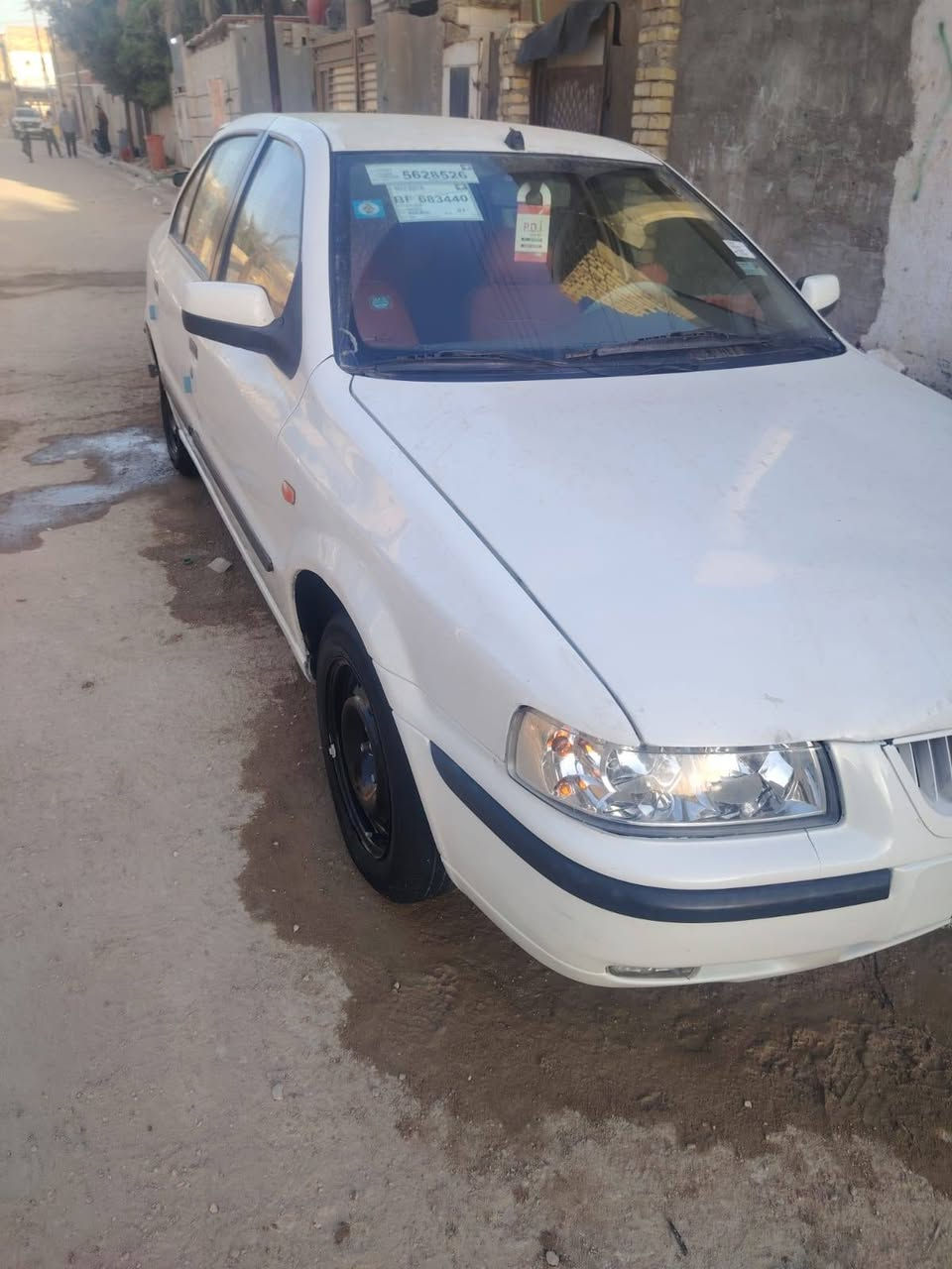 سمند موديل 11 رقم واسط سعرها 43 مكينه كير وحداديه خيرمن الله جاهزه السياره الاستفسار *********** مكانه واسط
