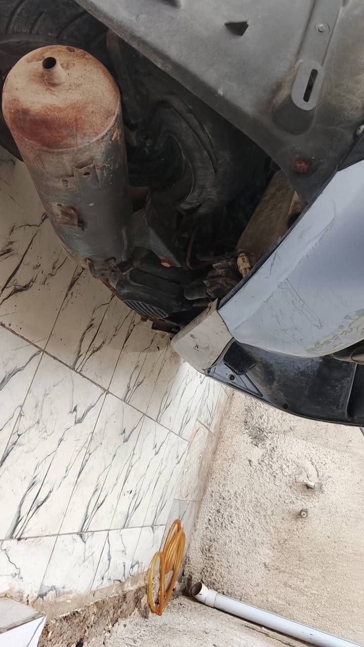 سلام عليكم دراجه بريز فحل ملحا كله ملحا دراجه مال صاحبي سافر وبقاها بلبيت وماعدهم احد يسوق دراجه كله بلادي شلعته شك الكاع حلوه شغال دشبول بازين سرعا يرادله قمجي هورن يشاير سلف لايت عالي ناصي قفل جنطه قفل ستيرن قفل بصمه كلشي شغال بكانه شعب ***********
