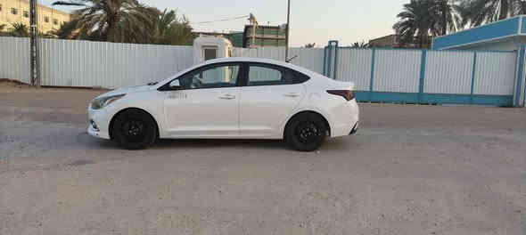 السلام عليكم اكسنت للبيع 2019 ماشيه 79 وارد امريكي حادثهه جاملغ امامي تبديل فقط مكينه 1600 جي دي اي 
معوقين بعد سنه تصير حره مسويلهه ادامه كامله السعر 117 للاتصال ***********
