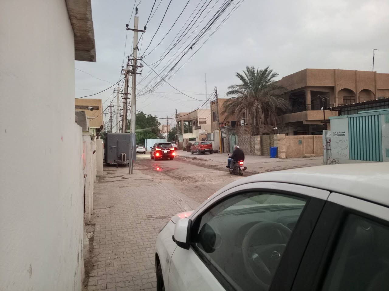 السلام عليكم
للبيع 50م
الواجه 3.5
النزال 13.85
بغداد الجديدة شارع الطاقه 
للاستفسار ***********
