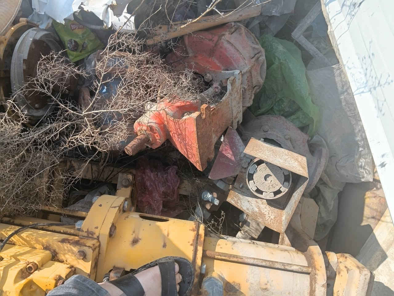 مضخات ماء عدد ٦ للبيع ***********بسعر مناسب
