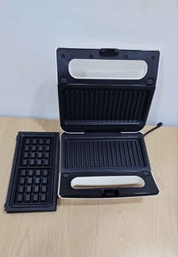 شواية كهربائية • ٧٥٠ واط • وافل وساندويش