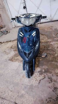 يالله سلام عليكم دراجه ماكس ١٤٠ شغاله هندر كهربائيات شغاله بريكات شغال...