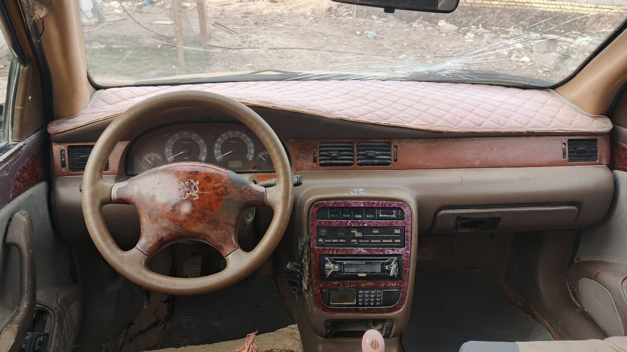 السلام عليكم
سمند2011 
كفالة ضربة وصبغ
كهربائيات كلها شغالة 
مكينة وكير توني شديتهن
فقط عوزها الجامة الامامية 
والشبك الامامي موجود 
للبيع او مراوس شعندك نزل بالتعليق 
مكاني الناصرية مركز المدينة


**إذا كنت صاحب هذا الإعلان وتريد حذفه لأي سبب، رجاءا أرسل رسالة إلى الدعم الفني**