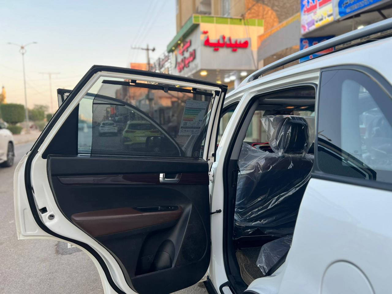 للبيع سريع سورنتو 2014
كويتي فول 1/1 
سياره جديده جاهزه مال جناي 
سياره الف مذب عليها كويتيه فول معروفه مواصفات كويتي 
محرك6 سلندر 
سياره جاهزه الف مذب عليها 
رقم بغداد تحويل مباشر 
السعر 168 وبيها مجال للشراي 
***********
