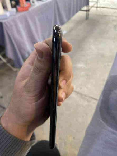 11برو ماكس 
بطارية 🔋 ٨٥ 
جهاز جديد جديد شرق اوسط ما مفتوح ايداًًً 
معه كل غراضه 

١-بور بانك 

٢-سماعات بلوتوث 

٣- ايربود 

٤-شاحنه اصليه 

٥-كفرات العداد ٣ 

٦-كيبل شحن اصلي 

٧-أصابع بوبجي اصليه 

٨-لزكت حمايه للجهاز اصليه 

هذني كلهم ويا الجهاز

للاستفسار واتس آب ***********
